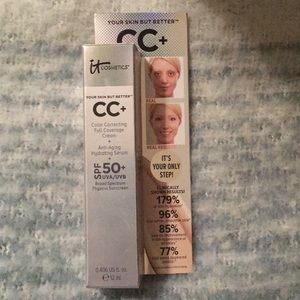 it Cosmetics - Travel size set